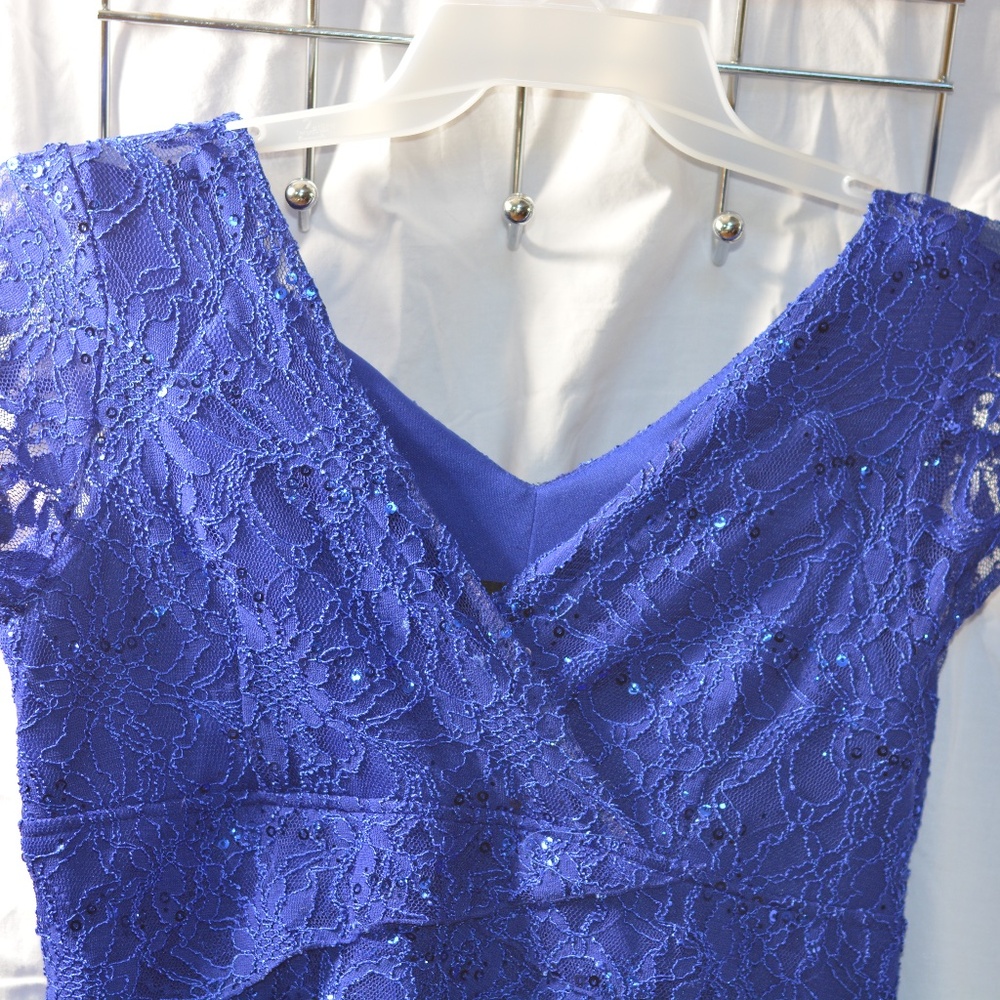 Stretch lace Dress with Sequins SZ 14P